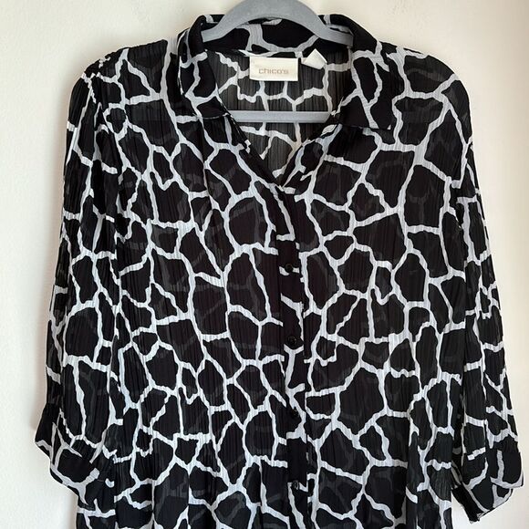 Chico’s Women’s animal print geometric 3/4 sleeve collared sheer blouse 1 small - Picture 2 of 9